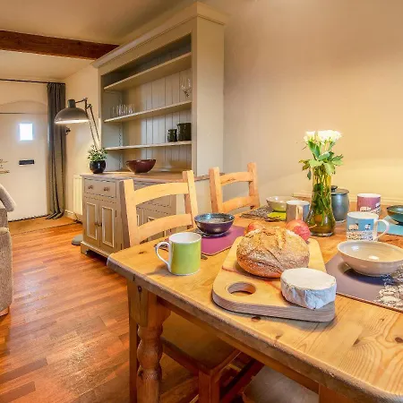 Beacon Cottage-2