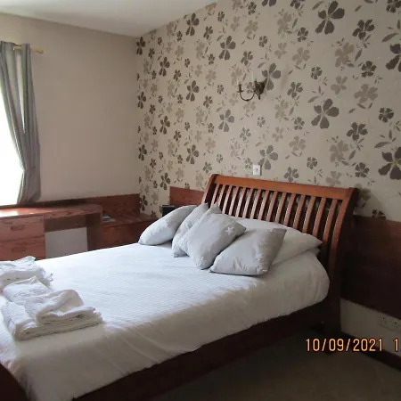 Queens Hotel-2