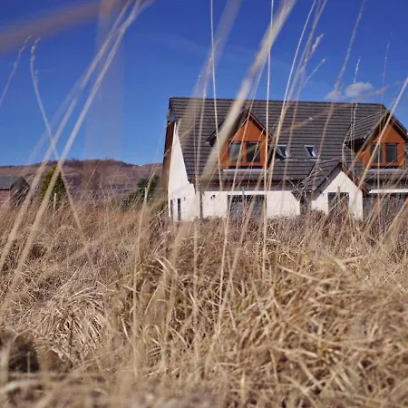 Highland Stays - Ben View Double Rooms-3