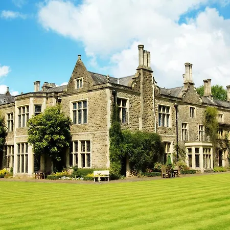Miskin Manor Hotel-3