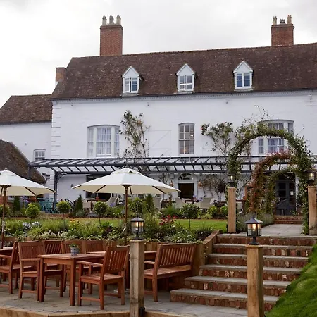 Riverside Inn By Chef & Brewer Collection-2