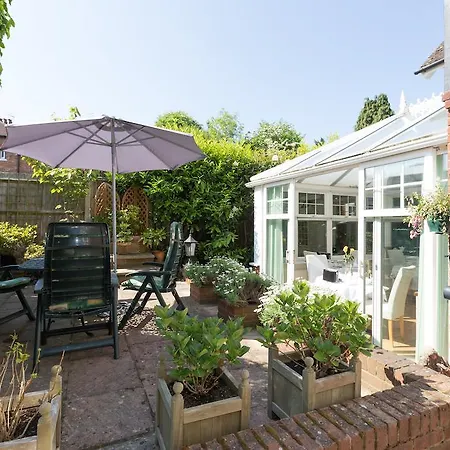 Danehurst-2