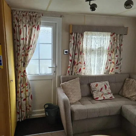 Fanfare Seaview Ingoldmells 6 Berth 3 Bedrooms Fanfare Free Wifi-2