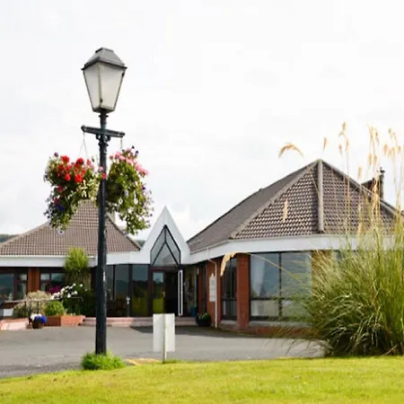 Malin Court Hotel And Restaurant-3