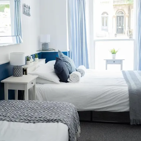 Ocean Breeze Rooms-3