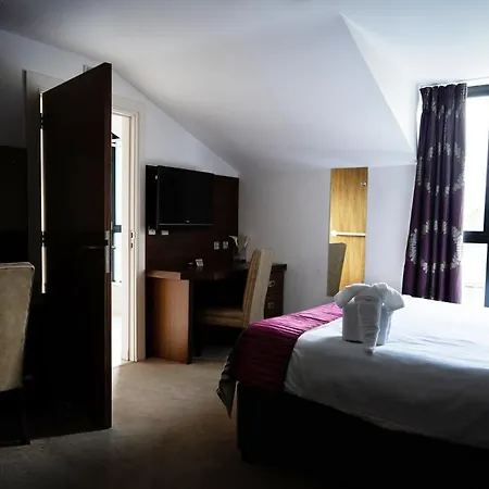 Ballyrobin Hotel-3