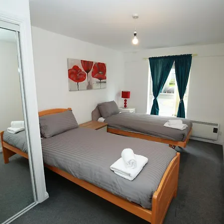 Wallace Apartment-2