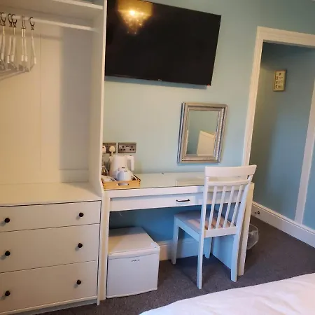 Ivy Bank Guest House, Tenby-2
