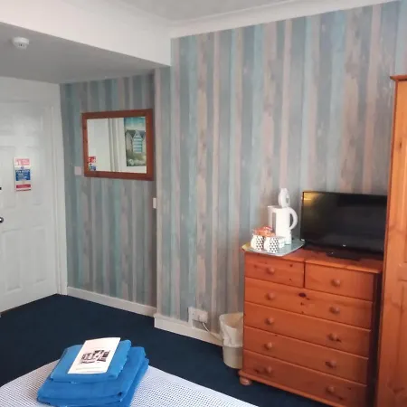 Sandcastles Guest House-3