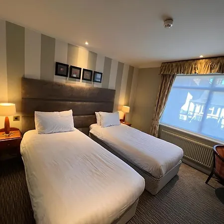 The Manor Hotel-2