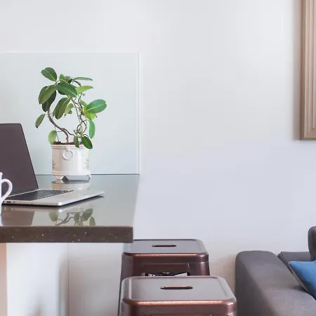 Henge House, Bluestone Apartment-3