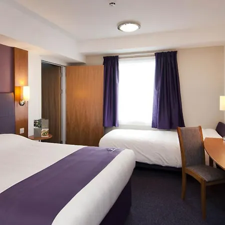 Premier Inn Derry / Londonderry-3