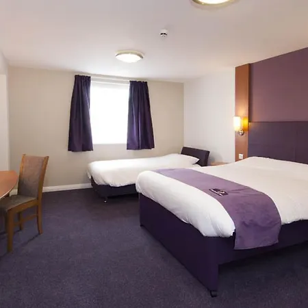 Premier Inn Market Harborough-2