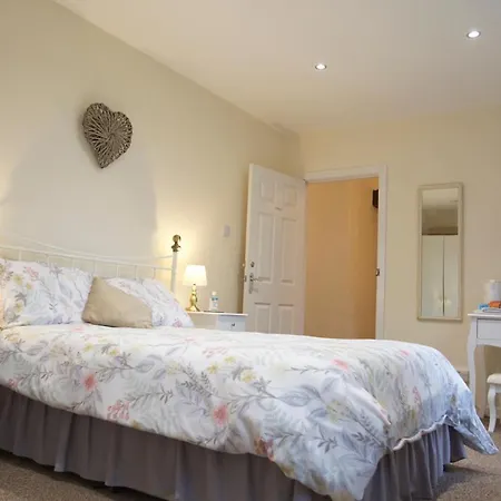Trelaske Manor Cottage-3