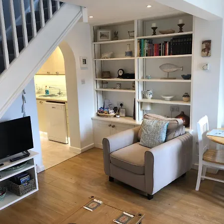 Pixie Cottage-2