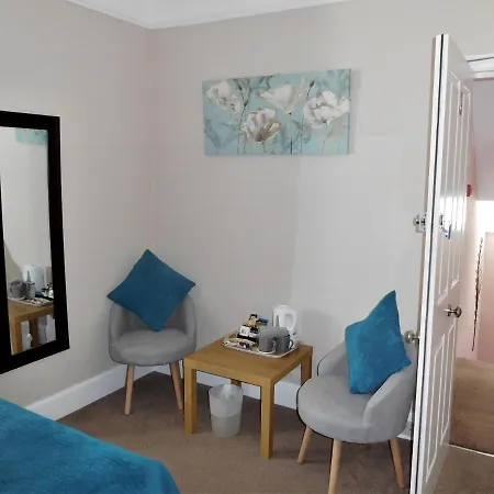 Kronmore Guest House-3