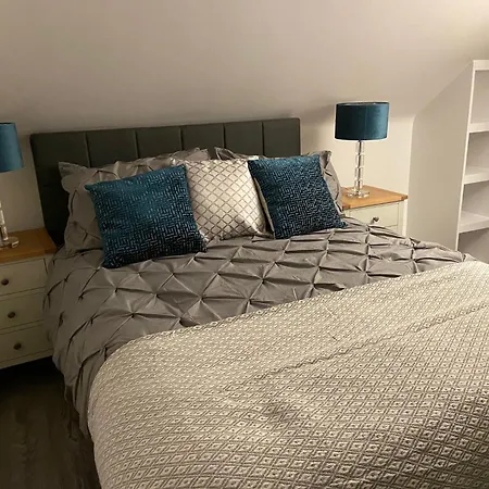 Canterbury Guest House-2