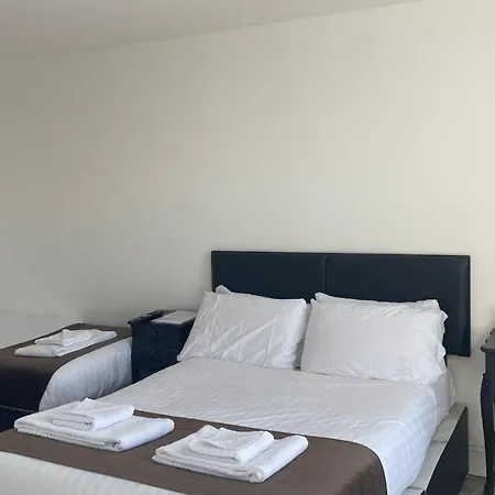 Lady Hamilton Inn-2