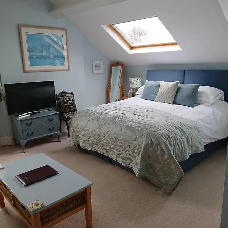 Barnabas House-2