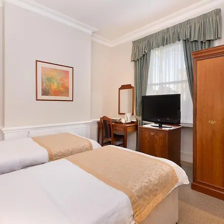 Staunton Hotel-2