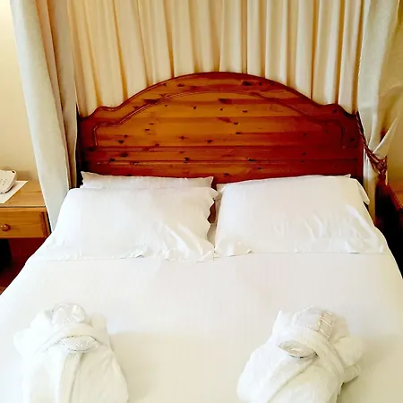 Skylark Hotel-3