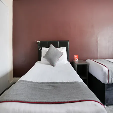 The Breadalbane Arms Room Only Hotel-2