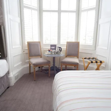 Kingsway Guest House-3