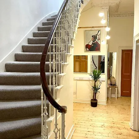 Newington House-2