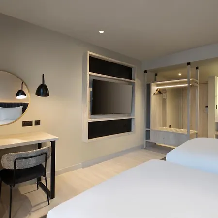 Hilton Garden Inn Peterborough City Centre-3