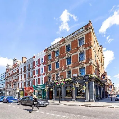 205 Earls Court Rooms-2
