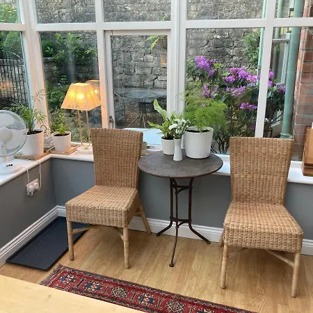 Parsnips House Bnb Glastonbury-2