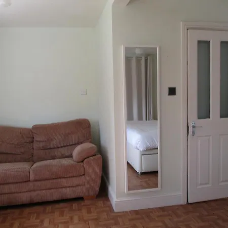 Hillview Bed And Breakfast-2