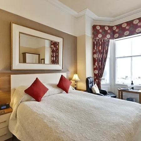 Lauriston & Lawton Court Hotel-2