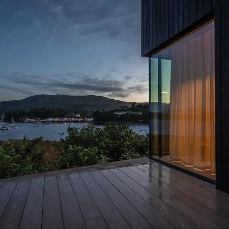 Vriskaig Luxury Guest Suite With Iconic Views-3