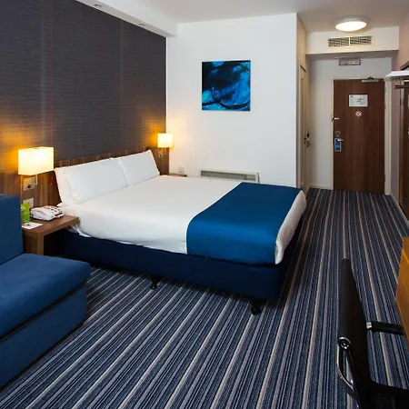 Holiday Inn Express London-Wimbledon-South, An Ihg Hotel-2