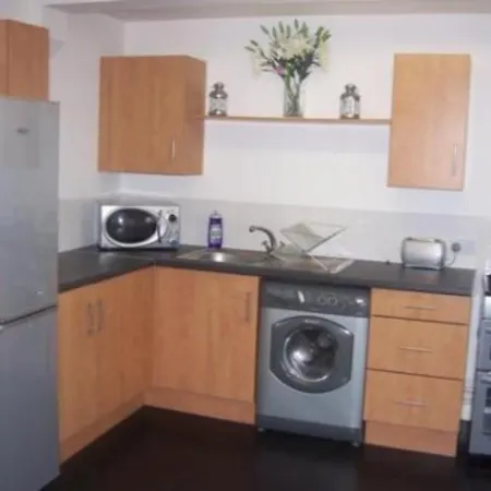 Oyo Arinza Apartments-2