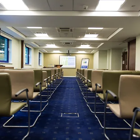 Holiday Inn Express London Stratford By Ihg-3