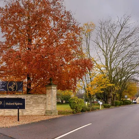 Voco Oxford Spires By Ihg-3