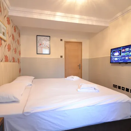 Hyde Park Suites-3