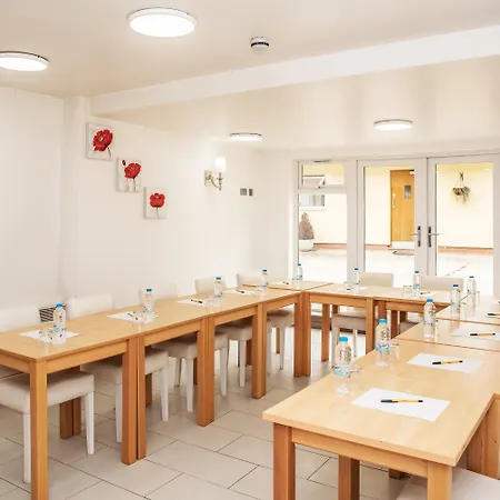 Britannia Inn Hotel-2