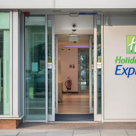 Holiday Inn Express London-Swiss Cottage-2