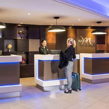 Mercure London Heathrow Airport-3