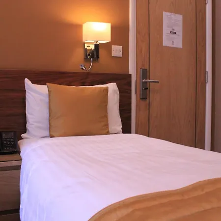 Sheriff Hotel-3