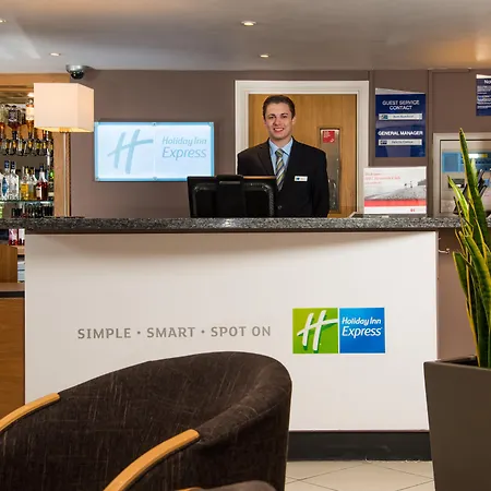 Holiday Inn Express Gloucester - South By Ihg-3