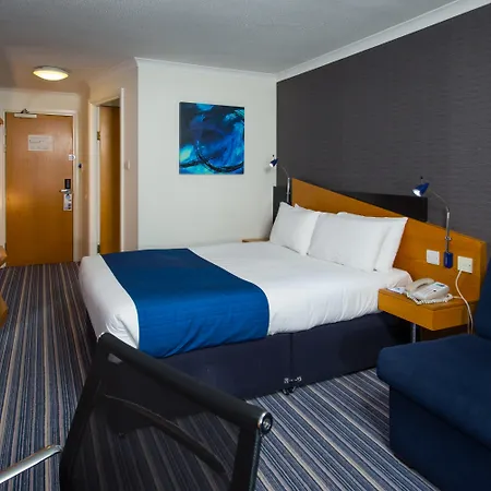 Holiday Inn Express Northampton - South By Ihg-2