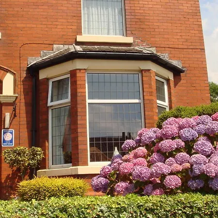 Wendover Guest House-3