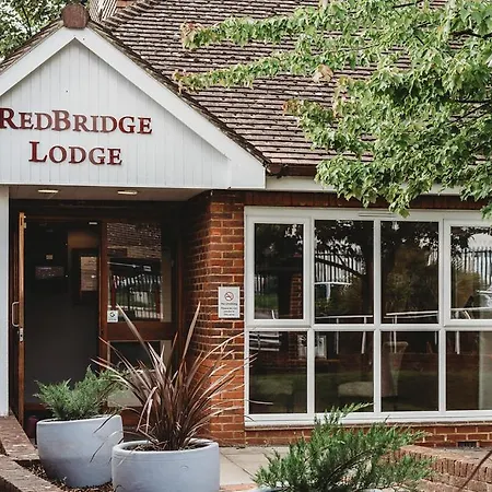 Redbridge Lodge-3