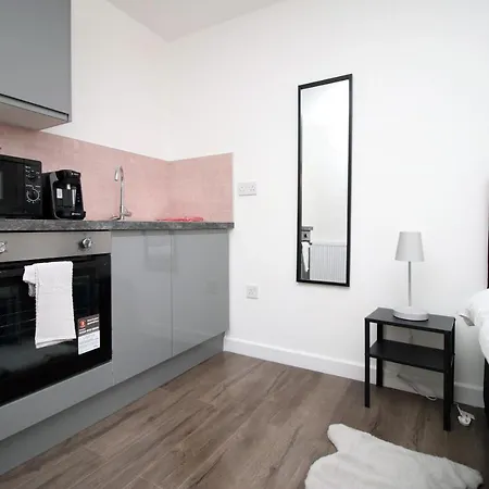 Ty Suites 3 - New Aparthotel In Cardiff-3