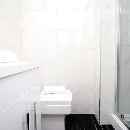 Ty Suites 5 - New Aparthotel In Cardiff-2