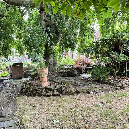 St Peter'S Shared House-3